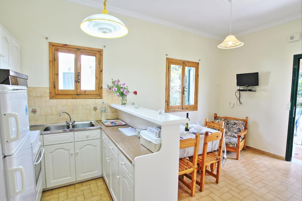 Zouli Sophia Apartment Kalami  Bagian luar foto